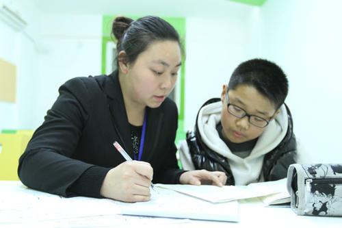 辅导班|为什么很多辅导班的老师很优秀很负责，却无法去公办学校当老师？