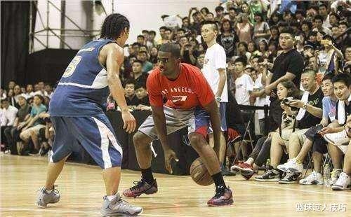 奥尼尔▲业余与NBA球员差距多大？看8个例子：不要拿爱好去挑战别人的饭碗