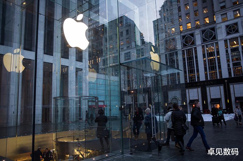 小米科技|国内手机排名重新洗牌，小米跌出前三，vivo拿下第二，第一无法撼动！