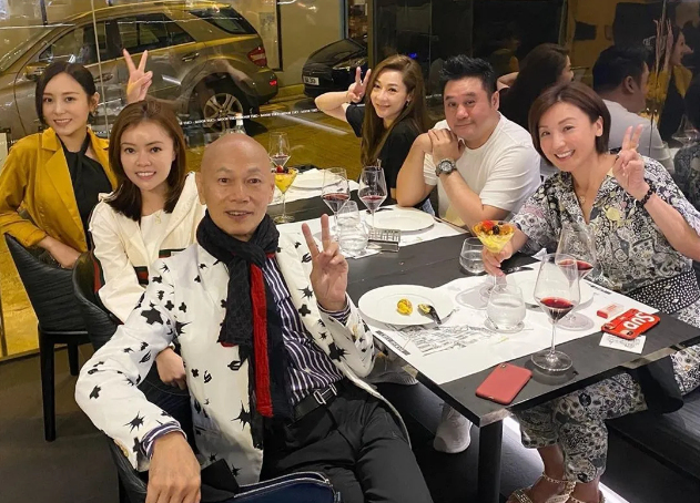 何佩瑜|闻西你变了吗？70岁家英哥“偷食”同戏女主角趁汪阿姐不注意玩“忘年恋”？