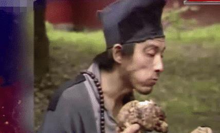 王宝强：北影当教材的四个镜头：游本昌吃臭肉、周星驰哭着笑、王宝强抽烟