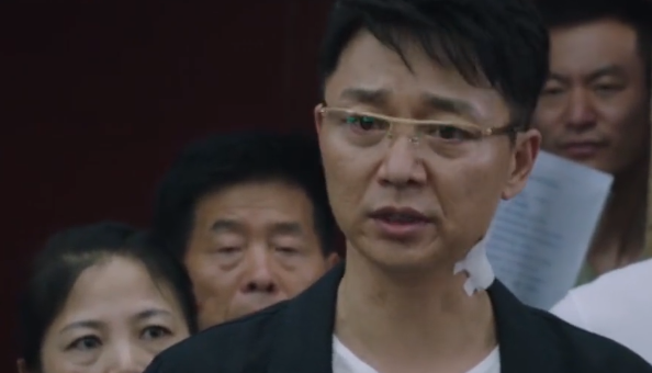 「猎狐」猎狐：王柏林安插在警队眼线曝光，夏远当场傻眼，杨建群都慌了