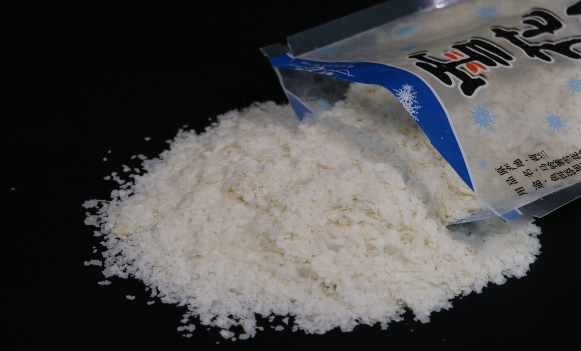 【】钓鱼用雪花粉不得不说的秘密，看了在也不用担心不会调整饵料状态了