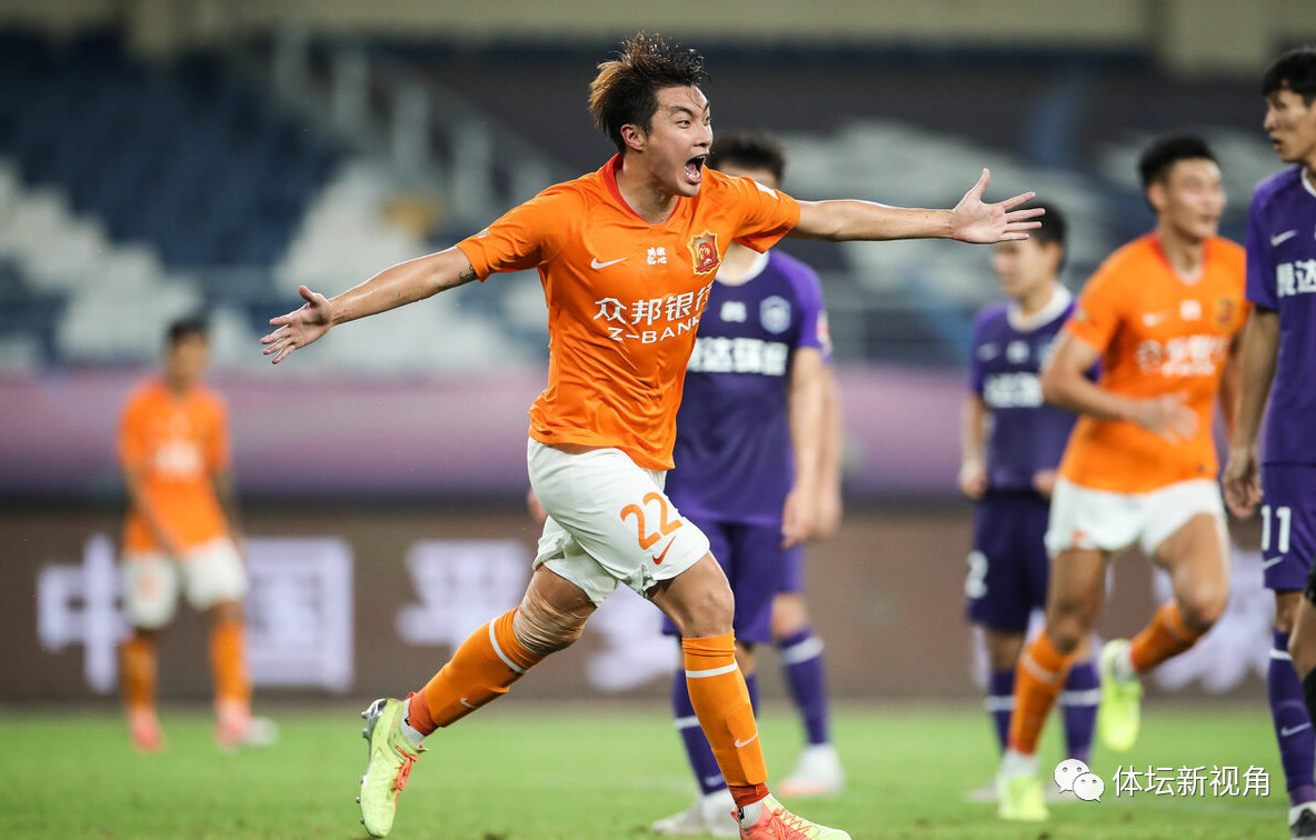 中超|中超老牌球队再遭重创！17分钟连丢2球崩盘，仍无缘赛季首胜！