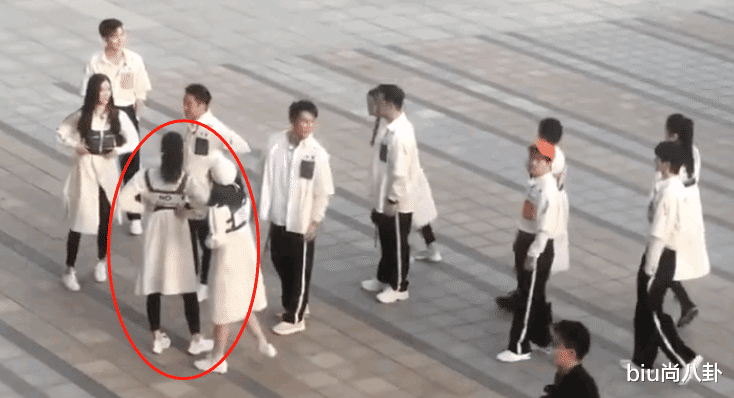 奔跑吧兄弟：女明星会交际有多重要？当程潇和宋妍霏同时面对跑男成员，明白了