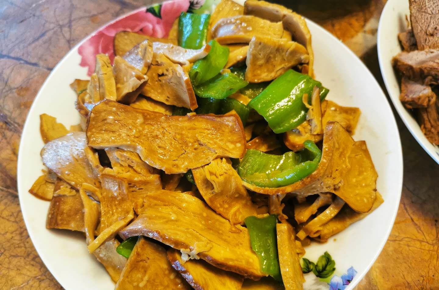 食材■家庭小聚，10个人10道家常菜，荤素搭配，你看怎么样