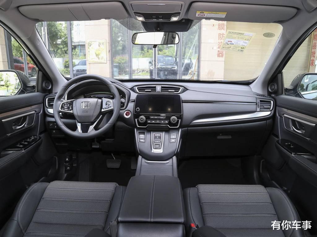 「本田CRV」入华以来几乎没有差评，如今新车上市仅半年，就被誉为年轻人首选