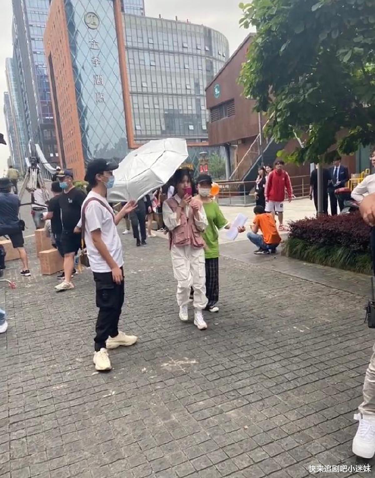 『赵露思』赵露思成林湘，新戏开机不官宣不露面，轧戏嫌疑才是主因