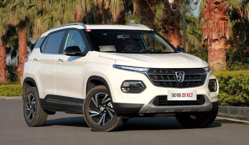 本田飞度|月薪三千也能养得起，这4款车皮实还省油，开出去面子比脸盆大