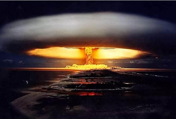 【陨石】通古斯大爆炸威力相当于1000颗原子弹同时爆炸 至今仍未解开的谜团