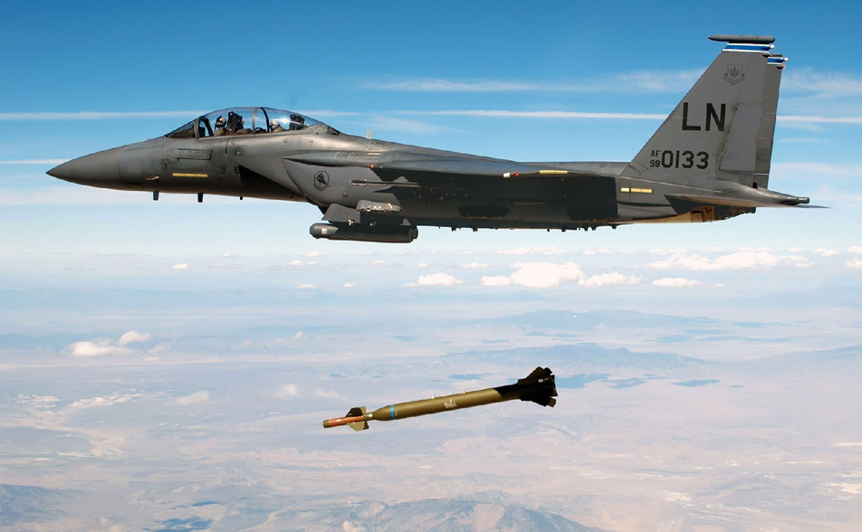 「美军」中国作出让步已经到了底线，却遭到伊朗的无情拒绝，我们仍需努力