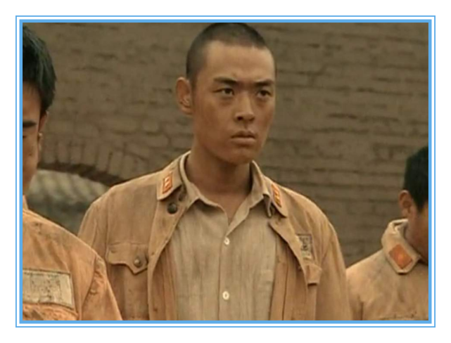 [亮剑]亮剑：同样是魏和尚吃鸡肉，旧版狼吞虎咽，新版却让人反胃