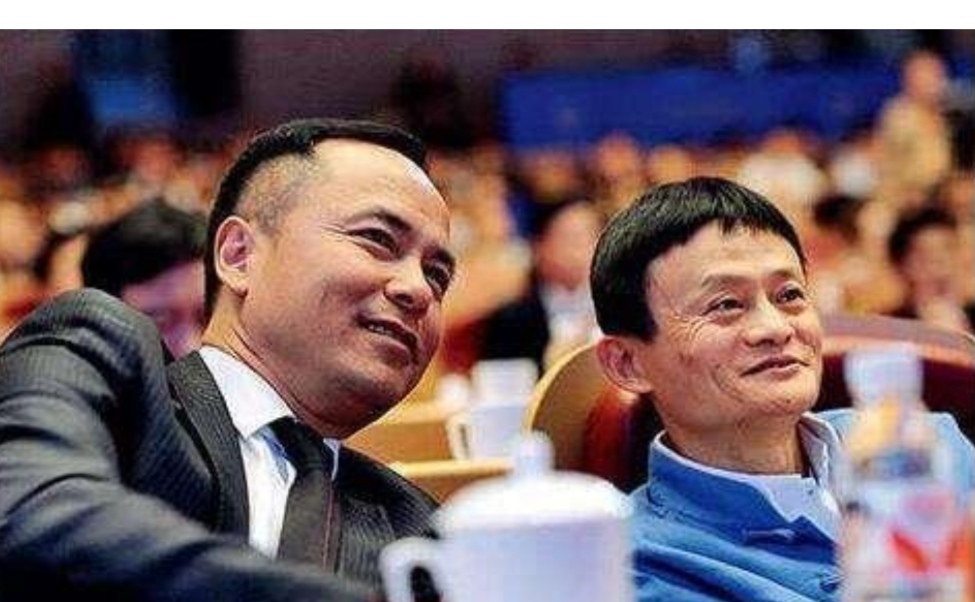 马云|在飞机上跟马云侃侃而谈，成功将20万创办的公司，以100亿推给马