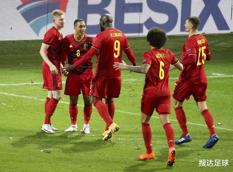 英格兰队|0-2!头号夺冠热门出局+创2大耻辱纪录,英超门神又被羞辱