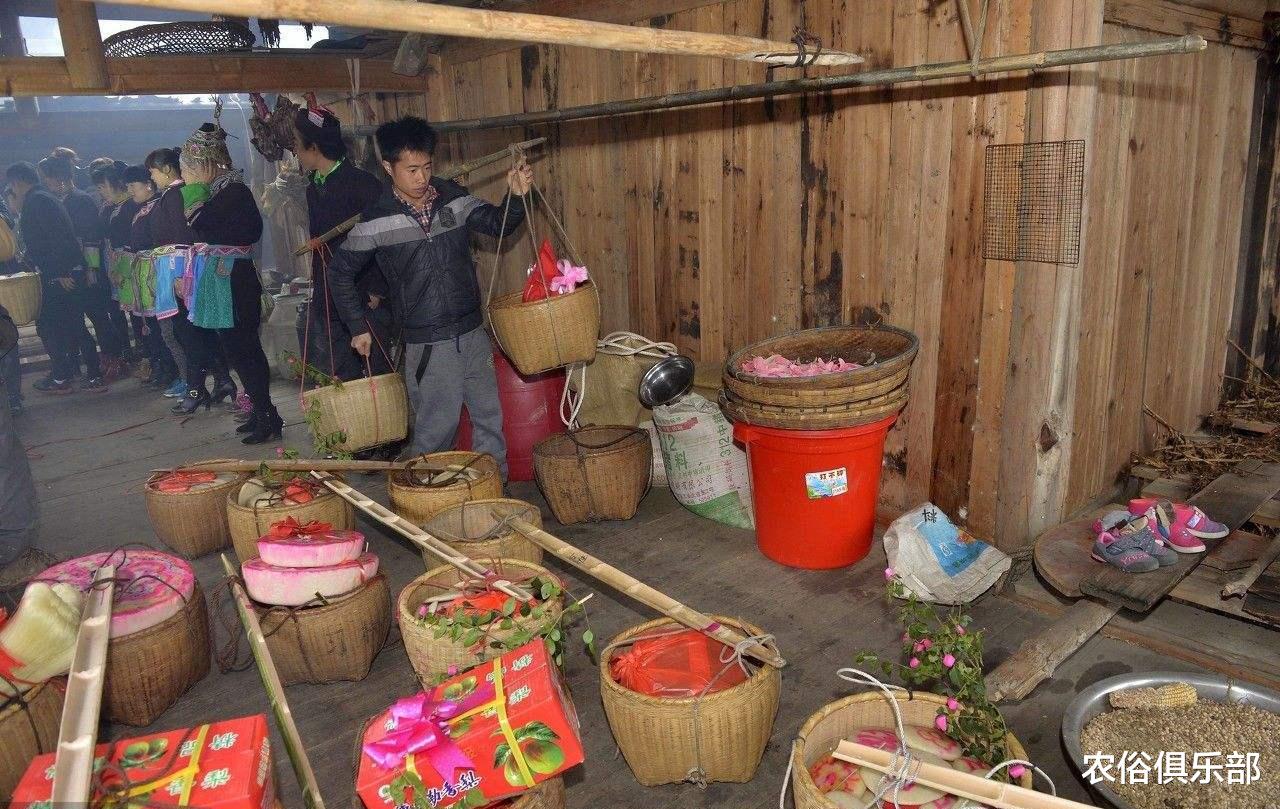 农俗俱乐部|超过10万彩礼离婚要全部返还？农村小伙开心，农村姑娘却很不甘心