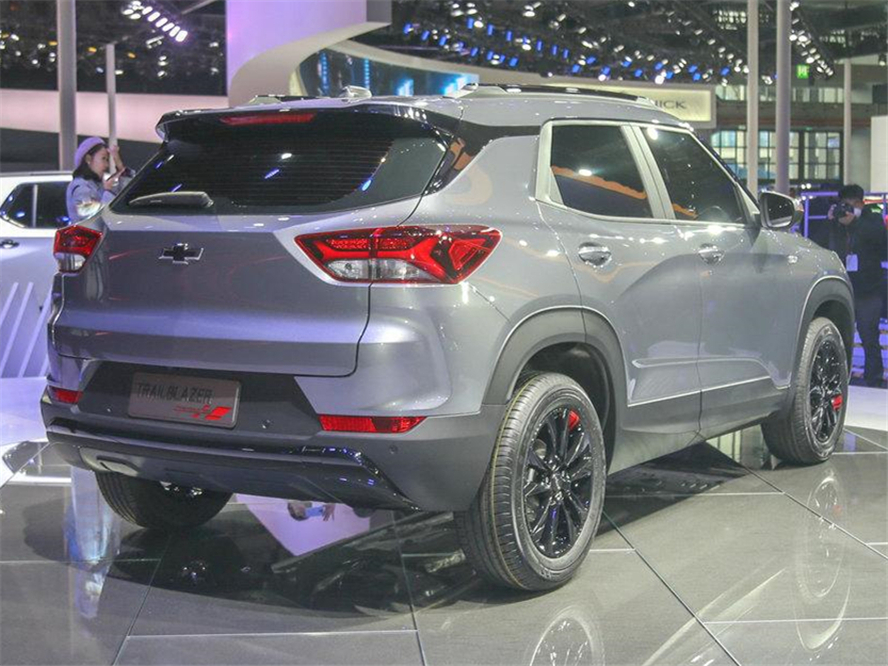 SUV|最惨合资SUV！双色车身比博越漂亮，13.99万跌至9.19万，没人要