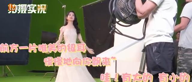 赵丽颖|赵丽颖《中餐厅》预告花絮曝光，颖宝穿小皮裙做银耳汤超贤惠