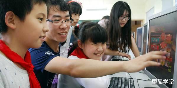 英语学习|要不要把英语“踢出”高考？浙大教授郑强的观点，引家长阵阵掌声