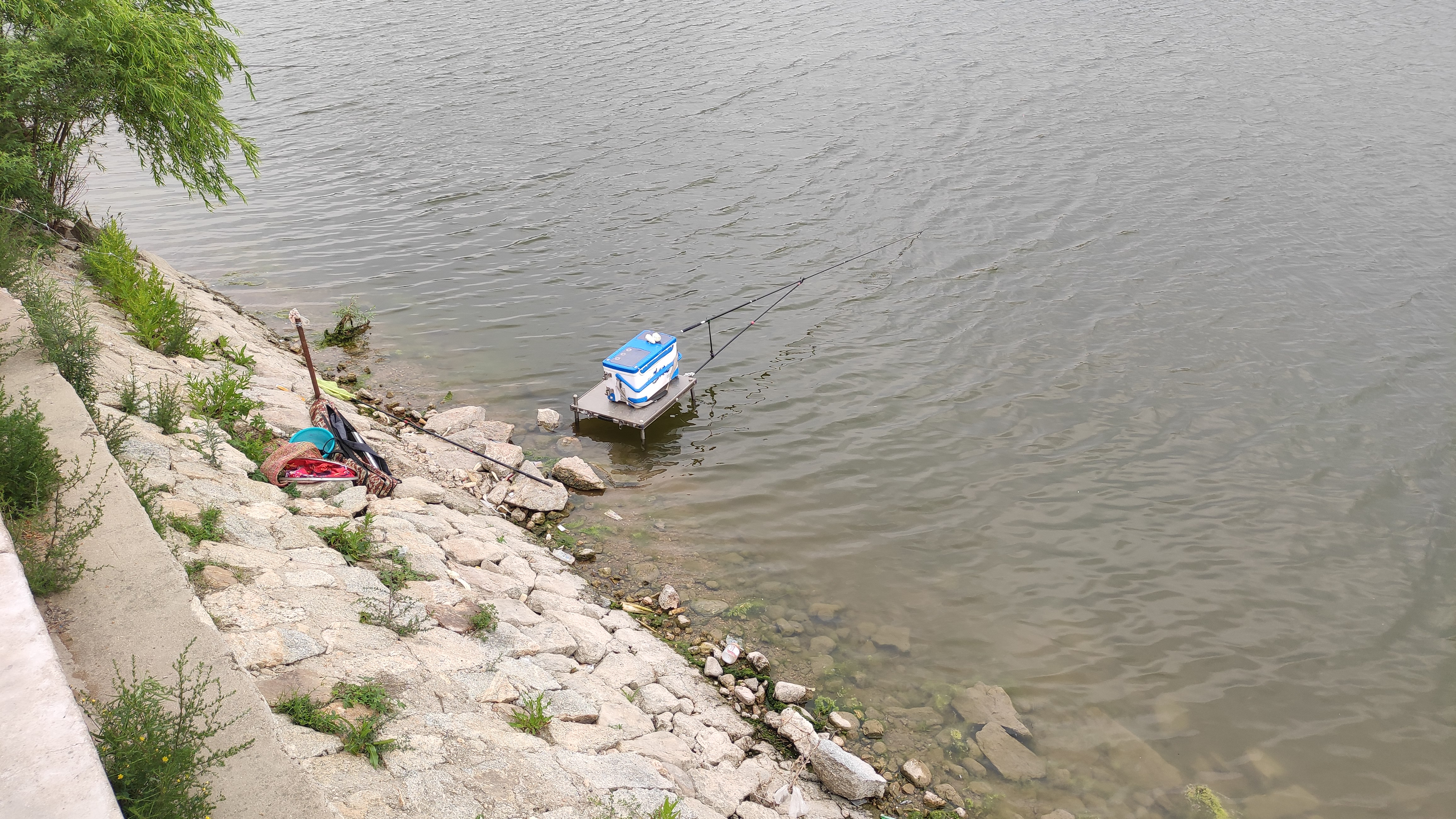 李大毛@化绍新李大毛等大师,每次垂钓必备的钓具,它为什么这么受欢迎?
