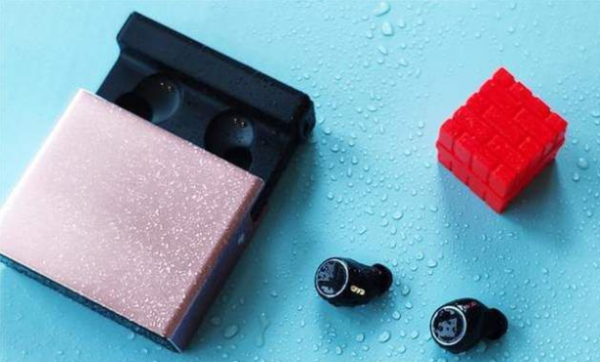 [充电器]蓝牙耳机排行榜：2020最值得入手的蓝牙耳机