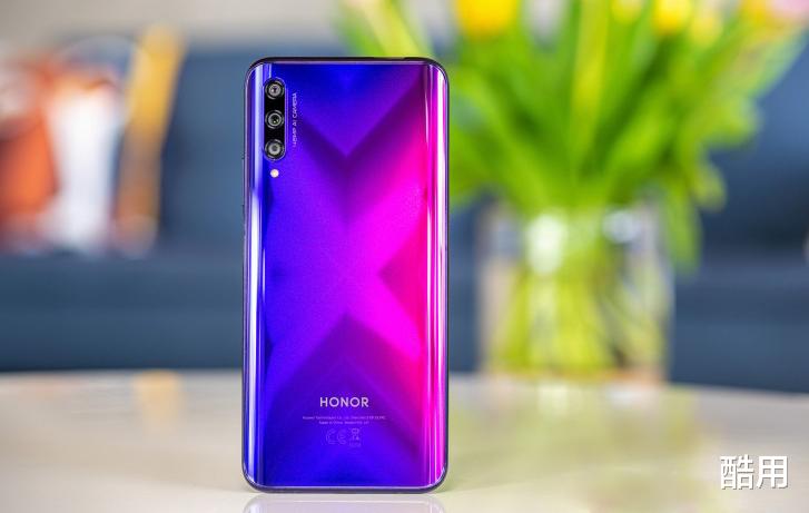 [荣耀9x]为了给荣耀10X让路，荣耀9X降至“退场价”，网友感叹：还会再降