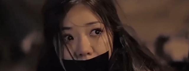 邓家佳|唐氏表演法验证！邓家佳哭戏上热搜，17年剧集片段被翻引热议