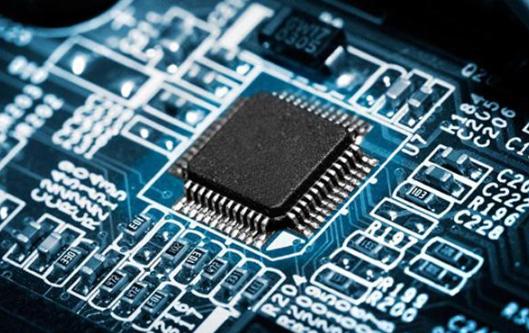 雷军|中国“芯”从不止一个“芯”,雷军突然宣布,美国人都被吓了一跳