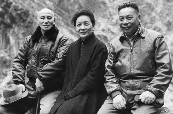 康生|蒋介石因舅母给周总理写了一封密信，总理看后，立即送她到台湾