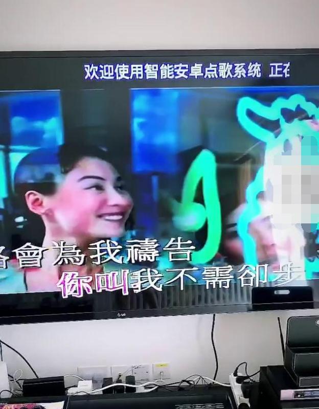 「大张伟」张柏芝点赞王菲内容后晒三胎儿子, 疑借歌词回应风波: 感情无论对错