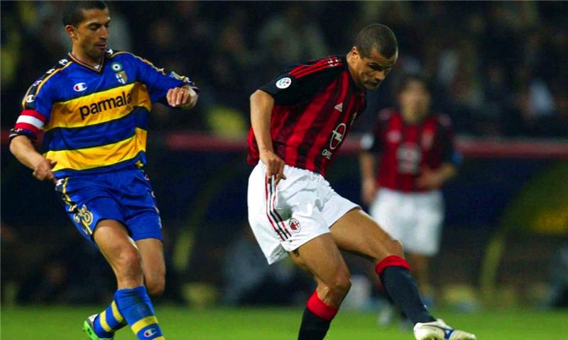 里瓦尔多|生不逢时的金球先生,在大罗阴影下投奔巴萨,转会米兰又遇到卡卡