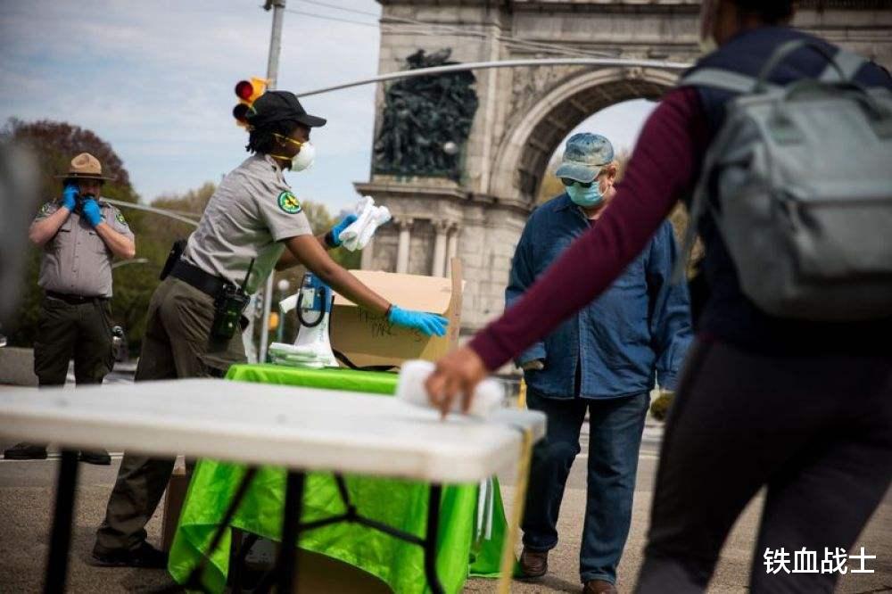 #美国#瞒不住了！比尔盖茨揭开疫情真相，美总统弥天大谎终将完结