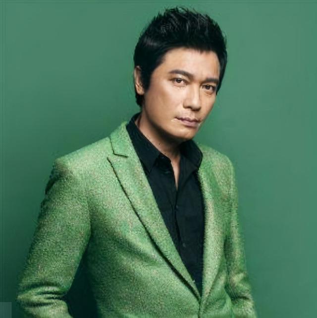 罗嘉良|12年前，他抛弃“糟糠之妻”娶小12岁美娇妻，原配如今怎样了