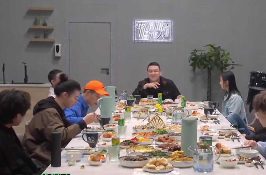 张艺兴|《我是唱作人2》尾声，除了开心，张艺兴得到更多还是“暴击”