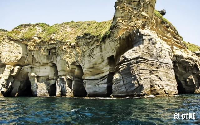 天蝎座|10月，桃花运上上签，怀抱爱情锦鲤，一往情深，海枯石烂的星座