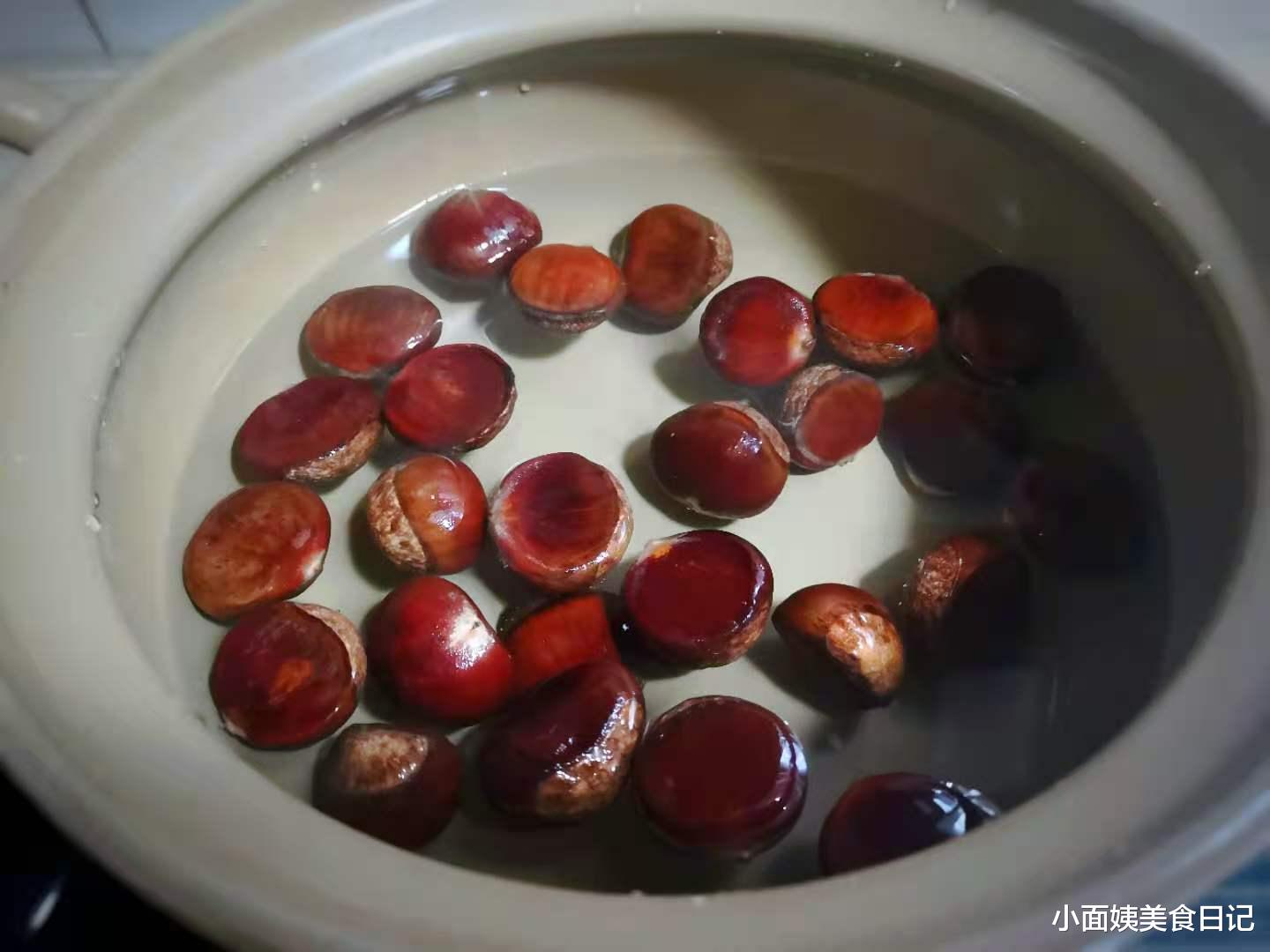 板栗|这2种素菜一起炒，不放肉也很香，难怪孩子爱吃，秋冬吃它特营养
