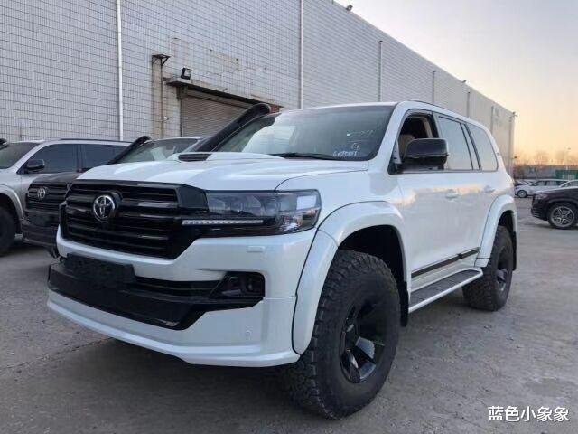 兰德酷路泽|丰田SUV越野王曝光，4.5T+空气悬挂，预售68万，比宝马X5还霸气