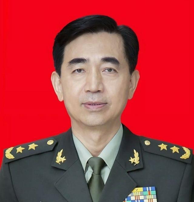 中国人民|1985年后，解放军12集团军政委都有谁？都什么军衔？谁成就大