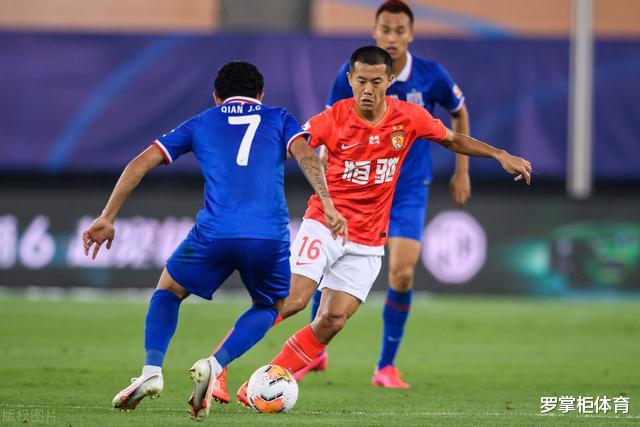 埃弗拉|68分钟队魂任务完成！一人完美顶替郑智，他成恒大新灵魂人物