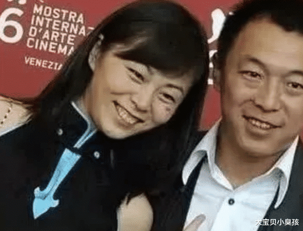 [黄渤]44岁黄渤妻子曝光，原来是我们熟悉的她，难怪林志玲都不娶了