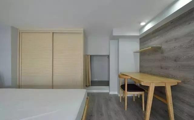 『』35平loft小公寓木地板上墙，烟花般灿烂的吊灯吸引目光！