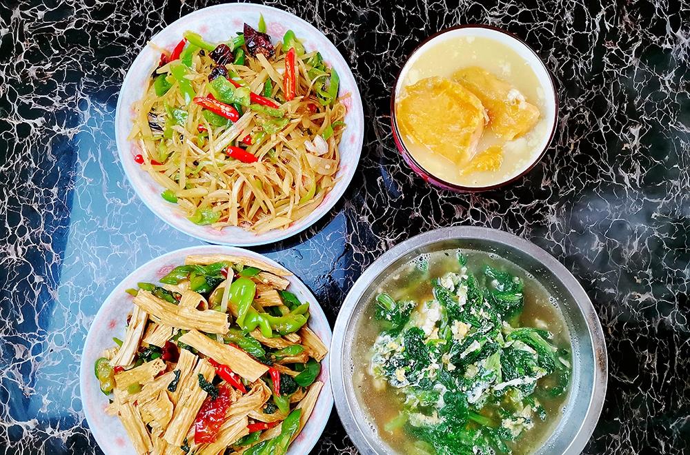 【苦瓜】夫妻俩人均月收入不足5000元,一周晚餐花了不到100元,简单健康