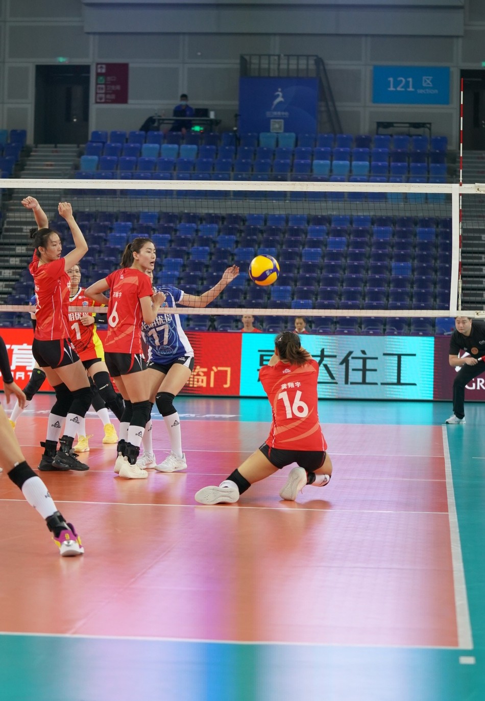 龚翔宇|蔡斌有点醒了 刁琳宇有点开窍 龚翔宇被拦有点多 张常宁有点猛