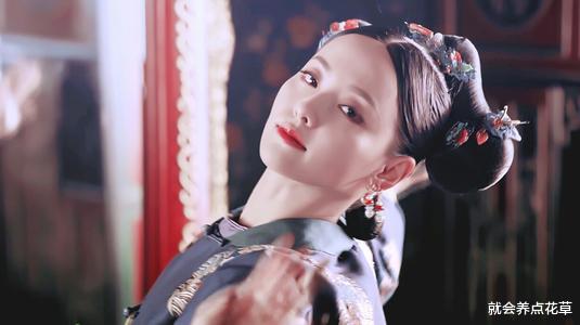 『张嘉倪』27岁嫁入豪门，老公宠幸每年给2亿零花钱，连生两子婆婆很高兴
