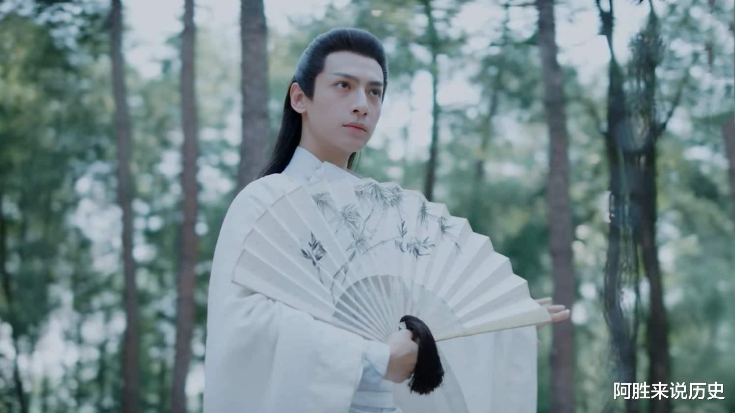 罗云熙|他被嘲与谭松韵搭戏最丑男演员，靠杨紫翻身，今被骂演啥都一样