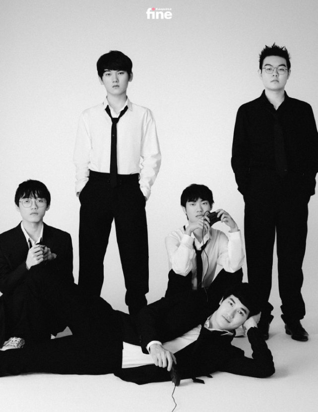 lpl|电竞小伙化身时尚达人！盘点那些年LPL与时尚杂志的跨界联动