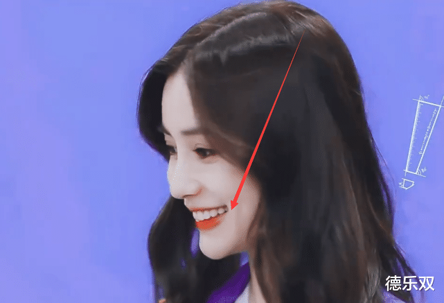 【Angelababy】baby涂口红，从来不涂嘴角，看到效果，才知技巧好过整容！