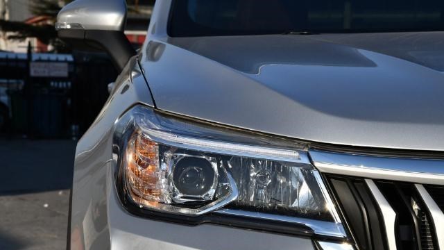 SUV|连续3个月卖4辆，连发动机都是宝马，一身名牌跌至6.9万，可惜了