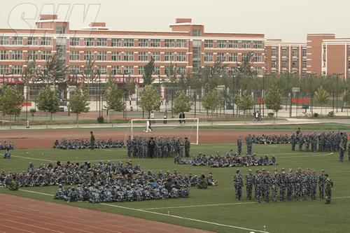 录取通知书|大学录取通知书暗藏玄机？一张普通的纸，帮贫困学生省下几千元！