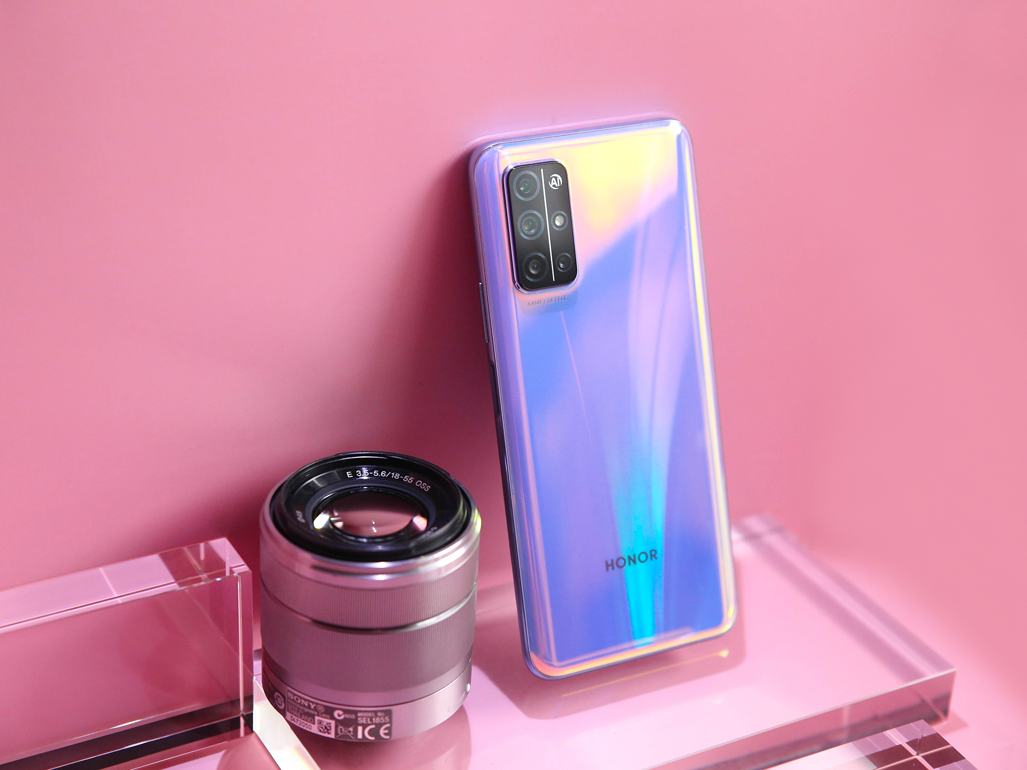 华为荣耀：最便宜的麒麟820 5G手机已降至1699，搭载6400万四摄、40W快充