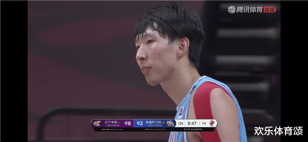 新疆男篮|输球又输人！新疆遗憾出局，周琦赛后又闹幺蛾子，球迷：等着挨处分吧